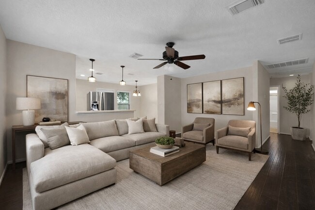 Building Photo - 24011 Pinecreek Point