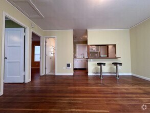 Building Photo - Modern and Affordable in Cully