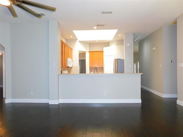 Building Photo - 3512 Yale Dr