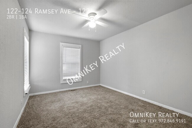Building Photo - 122-124 Ramsey Ave-122