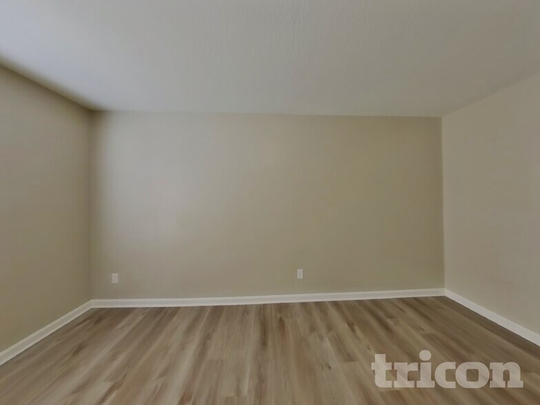 Building Photo - 2524 Solidago Dr