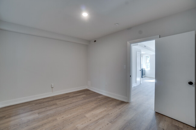 Building Photo - 3126 16th St NW
