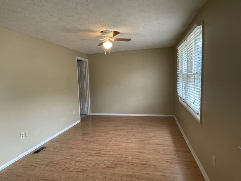 Building Photo - 3728 Meadow Rue Ln