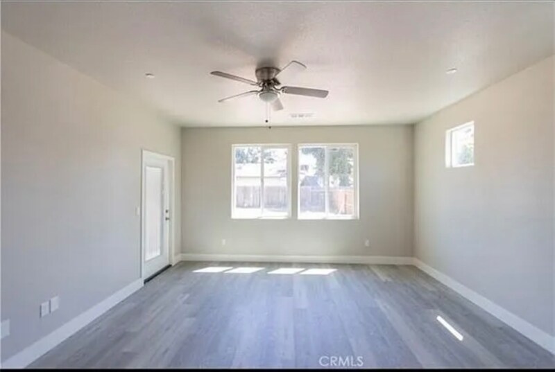 Building Photo - 630 E Juniper Ave