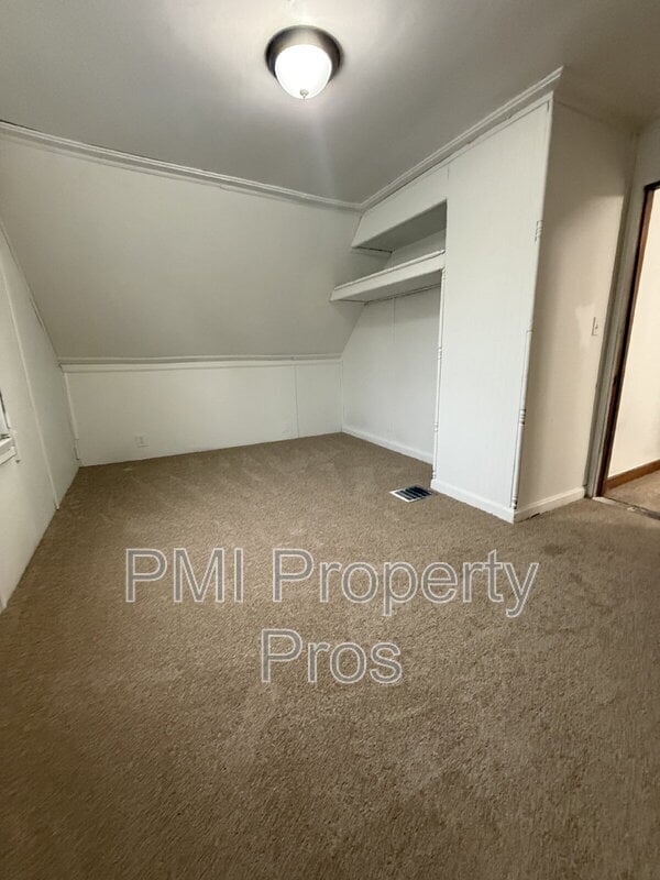 Building Photo - 4139 N 50th St