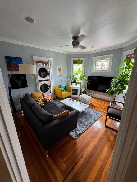 Living Room - 78 Sawyer Ave