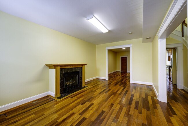 Building Photo - 5518 13th St NW
