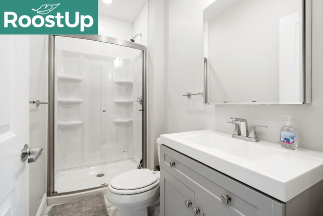 Building Photo - Furnished Bedroom with Private Bath in Eas...