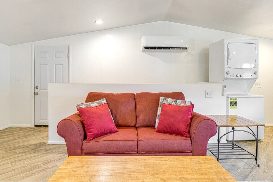 Building Photo - 4339 Eaton St