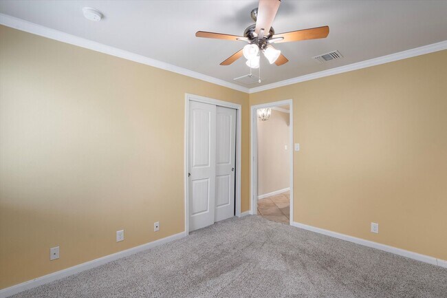 Building Photo - 8600 Harrier Dr