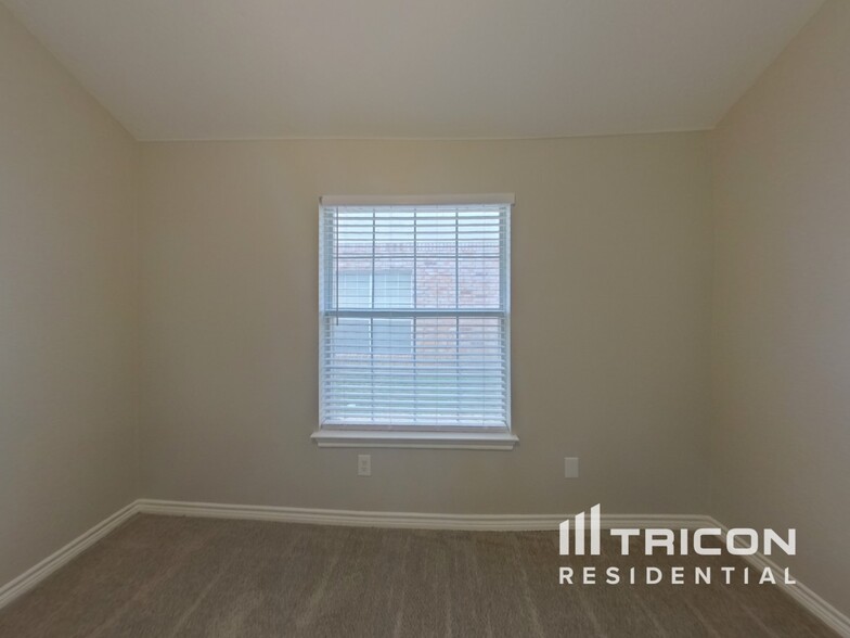 Building Photo - 7720 Brook Meadow Ln