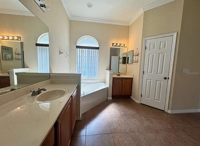 Building Photo - 449 Bay Leaf Dr