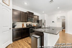 Building Photo - 6417 Hoffman Pln
