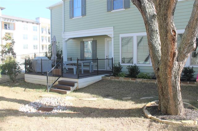 Building Photo - 328 Loma Alta Dr