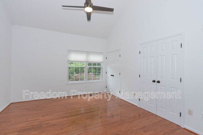 Building Photo - 13939 Preacher Chapman Pl
