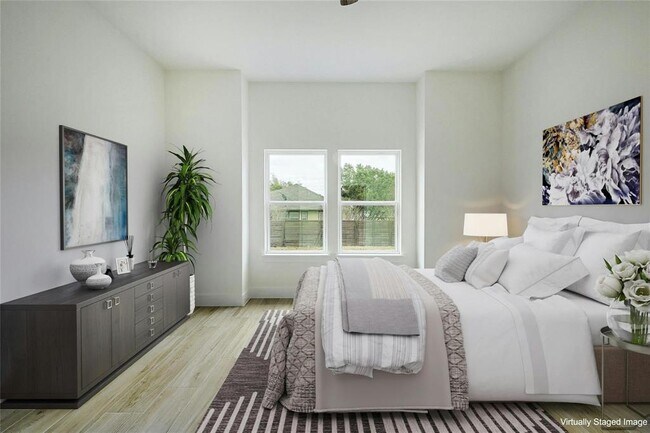Building Photo - 14 Rhapsody Ln