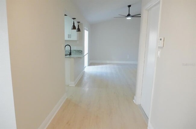 Building Photo - 7811 Bay Cedar Dr