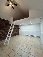 Building Photo - 175 Beach 109th St