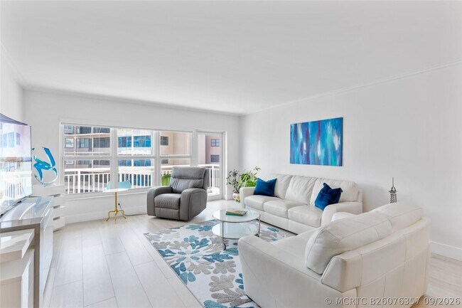 Building Photo - 3850 Galt Ocean Dr