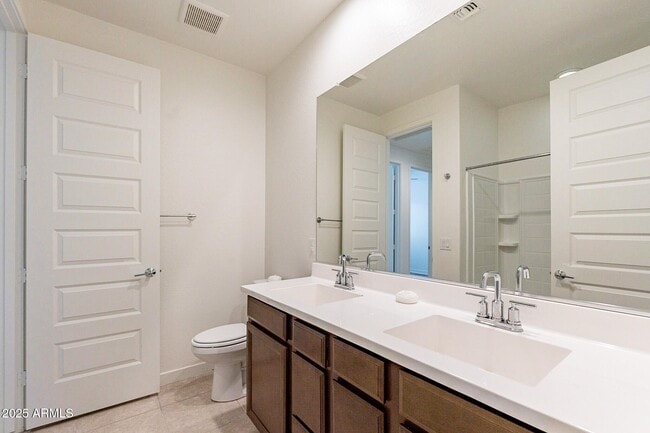 Building Photo - 3742 S 64th Dr