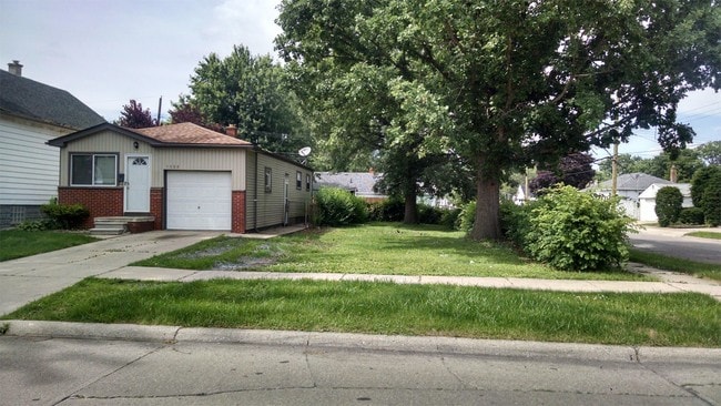 Primary Photo - 1608 Liberty Ave