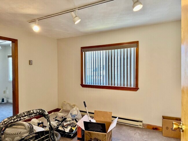 Building Photo - 70 Durso Ave