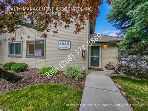 Building Photo - 3639 S Gekeler Ln