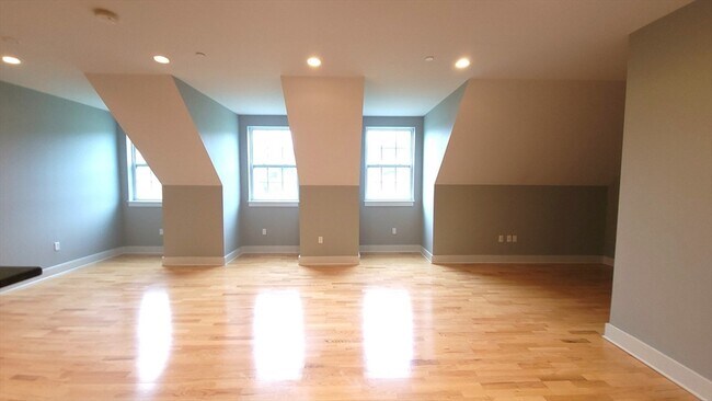 Building Photo - 1 Powder Mill Square