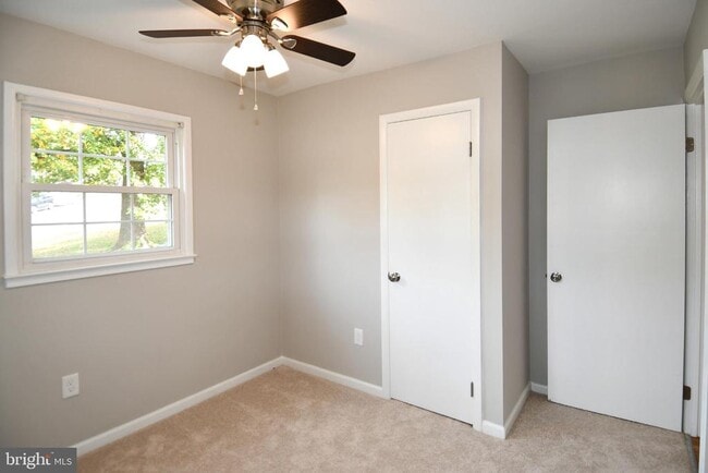 Building Photo - 3811 Forestdale Ave