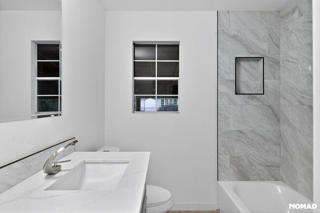 Building Photo - 126 K St NE