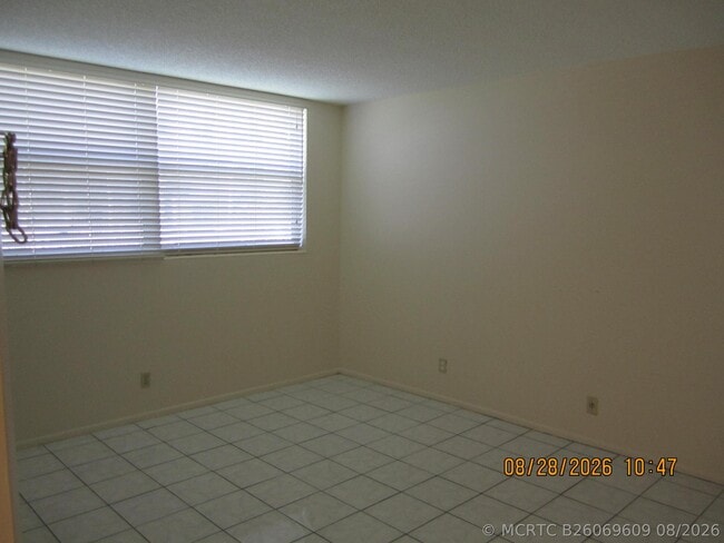 Building Photo - 2929 S Ocean Blvd