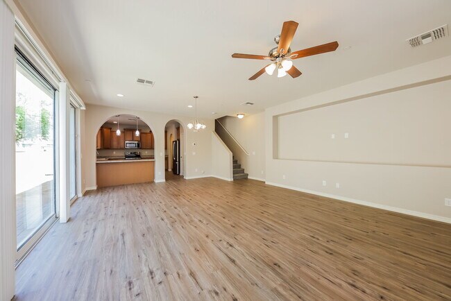 Building Photo - 12537 W Via Dona Rd