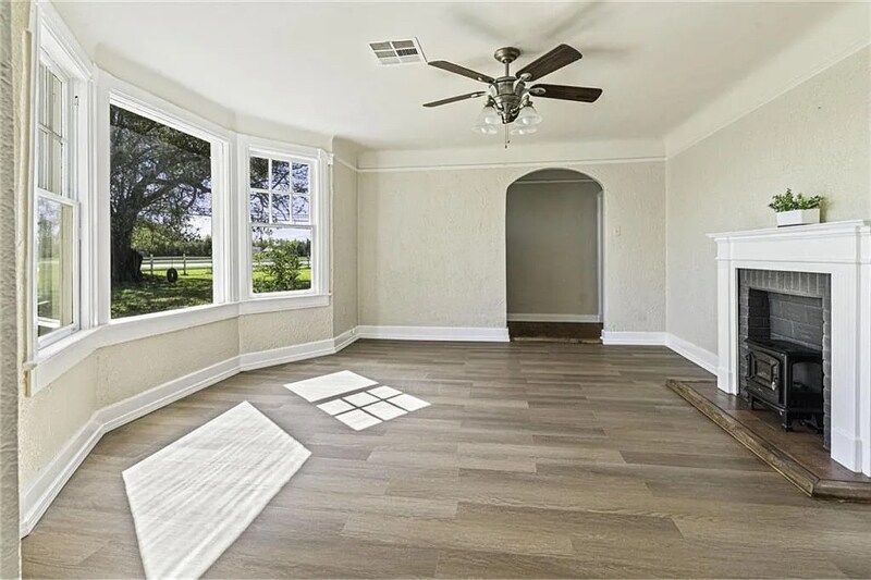 Building Photo - 11822 LA-23