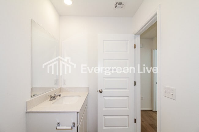 Building Photo - 1833 Rock Elm Dr