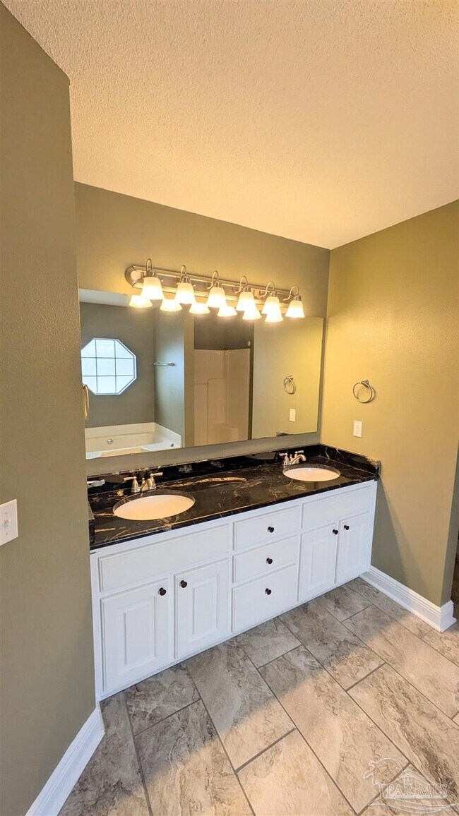 Building Photo - 3284 Pitcher Plant Cir