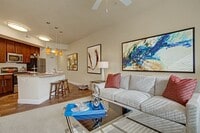 Building Photo - Hills at Sandy Station