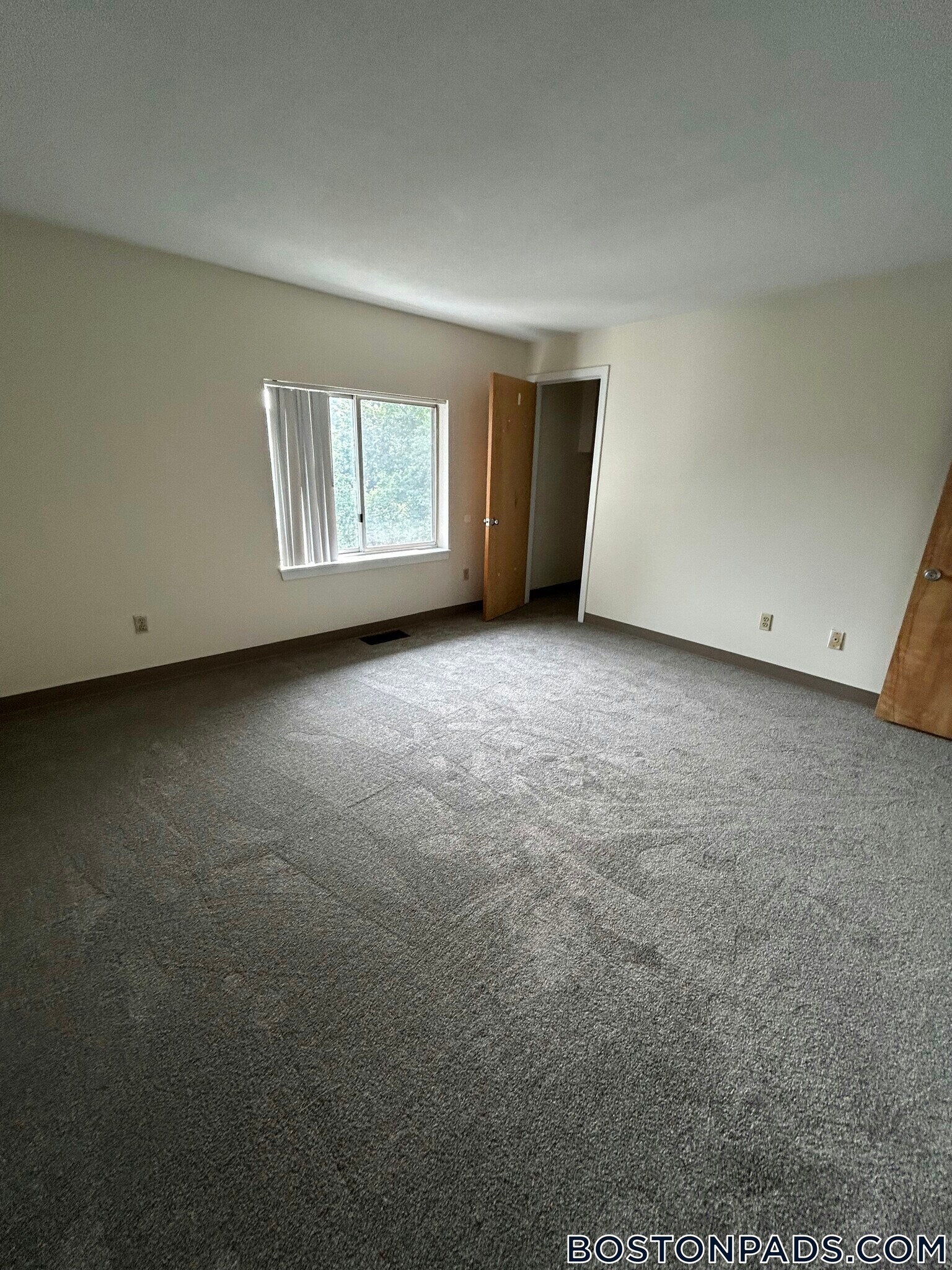 Building Photo - 148 N Beacon St