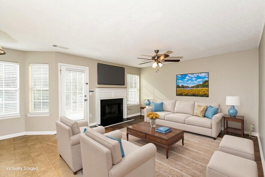 Building Photo - 5863 Sunflower Ct