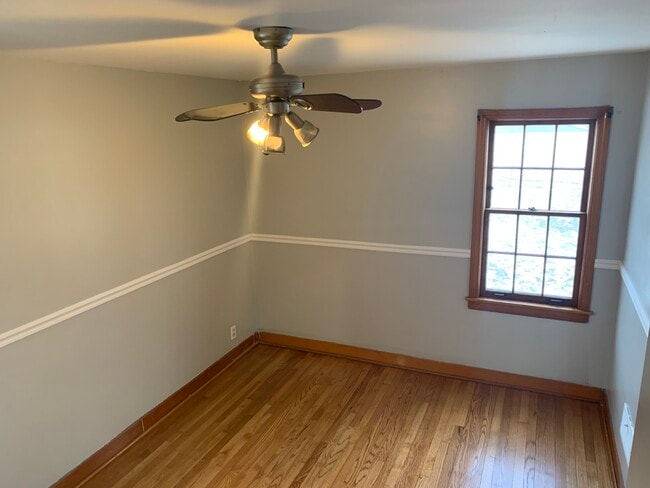 Building Photo - 2513 18th Ave