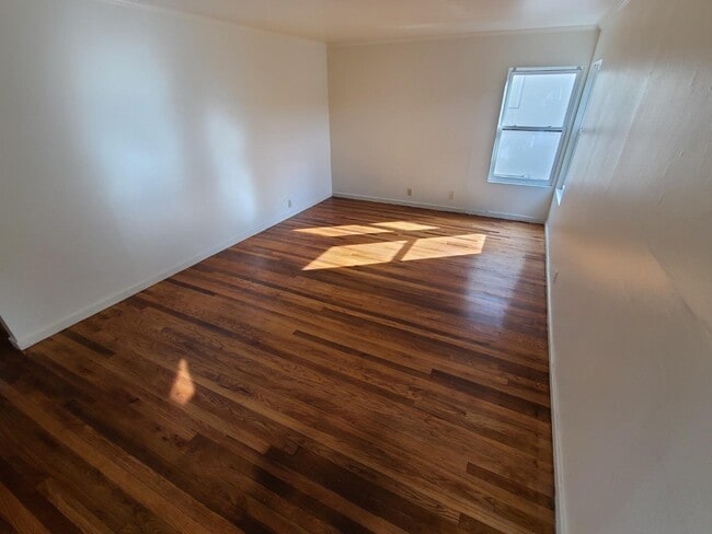 Building Photo - 1238 El Camino Real