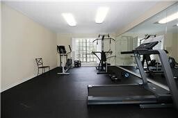 Building Photo - 2400 N Braeswood Blvd