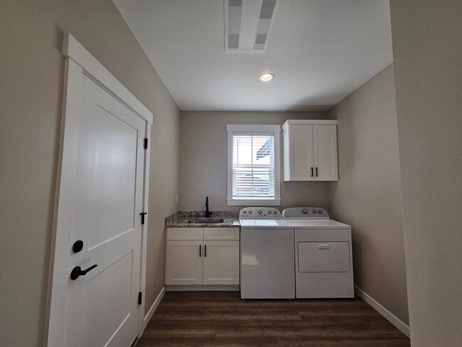 Building Photo - MOVE IN SPECIAL! Newly Built Home in Birch Bay Village!