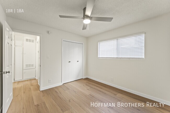 Building Photo - 14232 Sylvan St