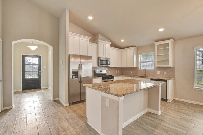 Building Photo - 388 Kendall Crest Dr