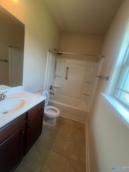 Building Photo - 104 Melbridge Dr
