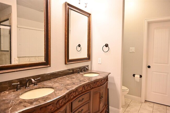 Building Photo - 504 Mistflower Springs Dr