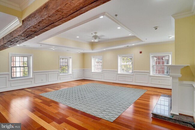 Primary Photo - 100 N Union St