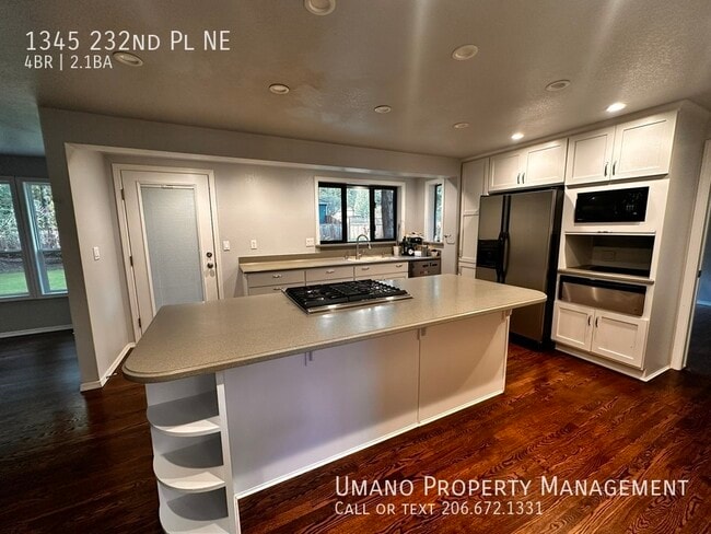 Building Photo - 1345 232nd Pl NE