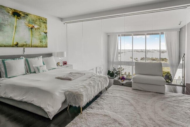Building Photo - 1040 Biscayne Blvd