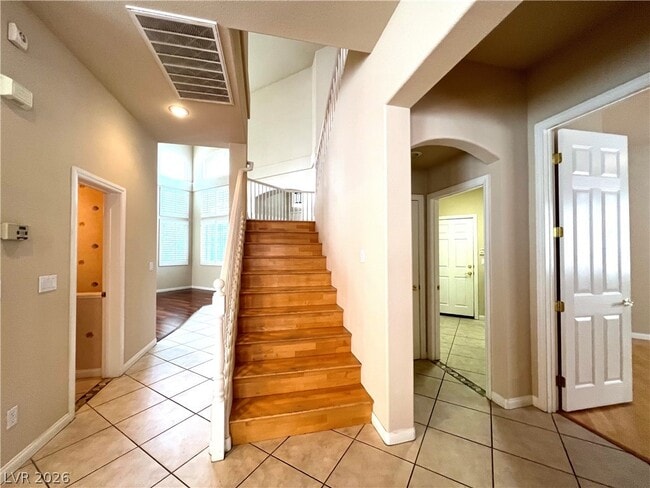 Building Photo - 2237 Timber Rose Dr